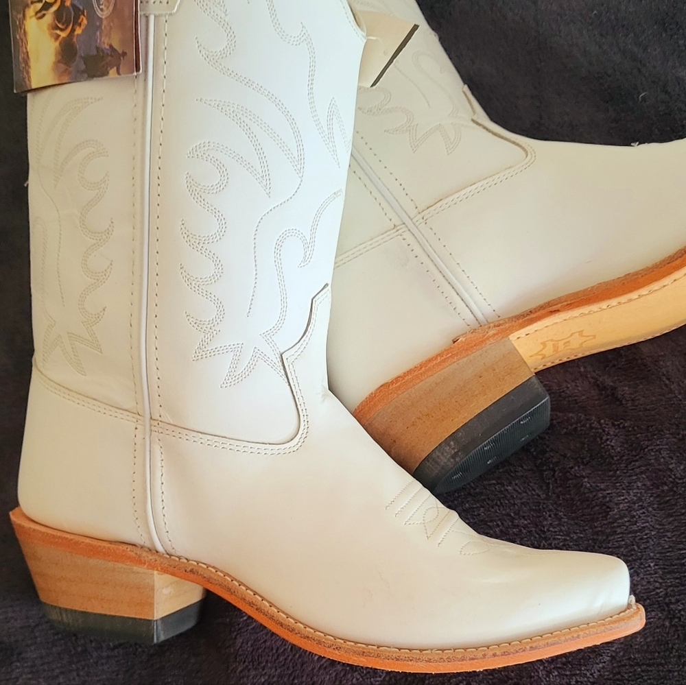 White Cowgirl Boots